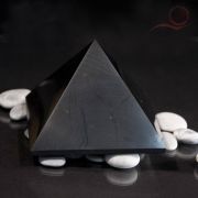   Sungit piramis tr tiszttshoz, 10x10 cm (eredetisget igazol certifikttal) POLROZOTT